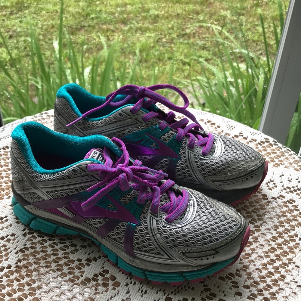 Brooks Women's Running Shoes in Gray with Teal & Purple size 6